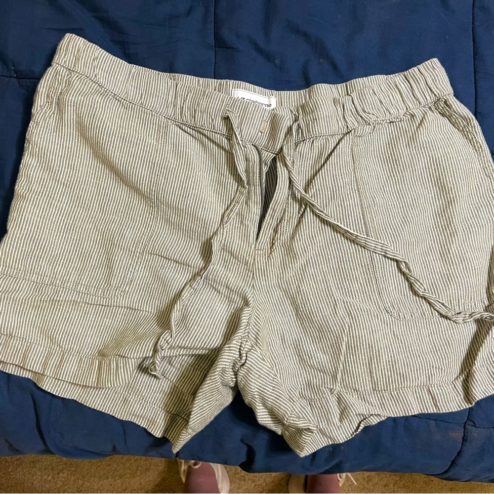 Women’s Medium Shorts